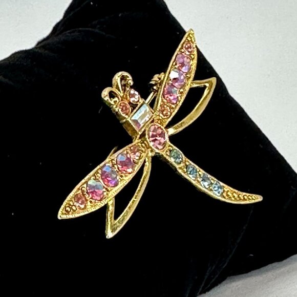 1928 Collection Gold-Tone Dragonfly Brooch With Pink & Blue Rhinestones - Picture 4 of 11